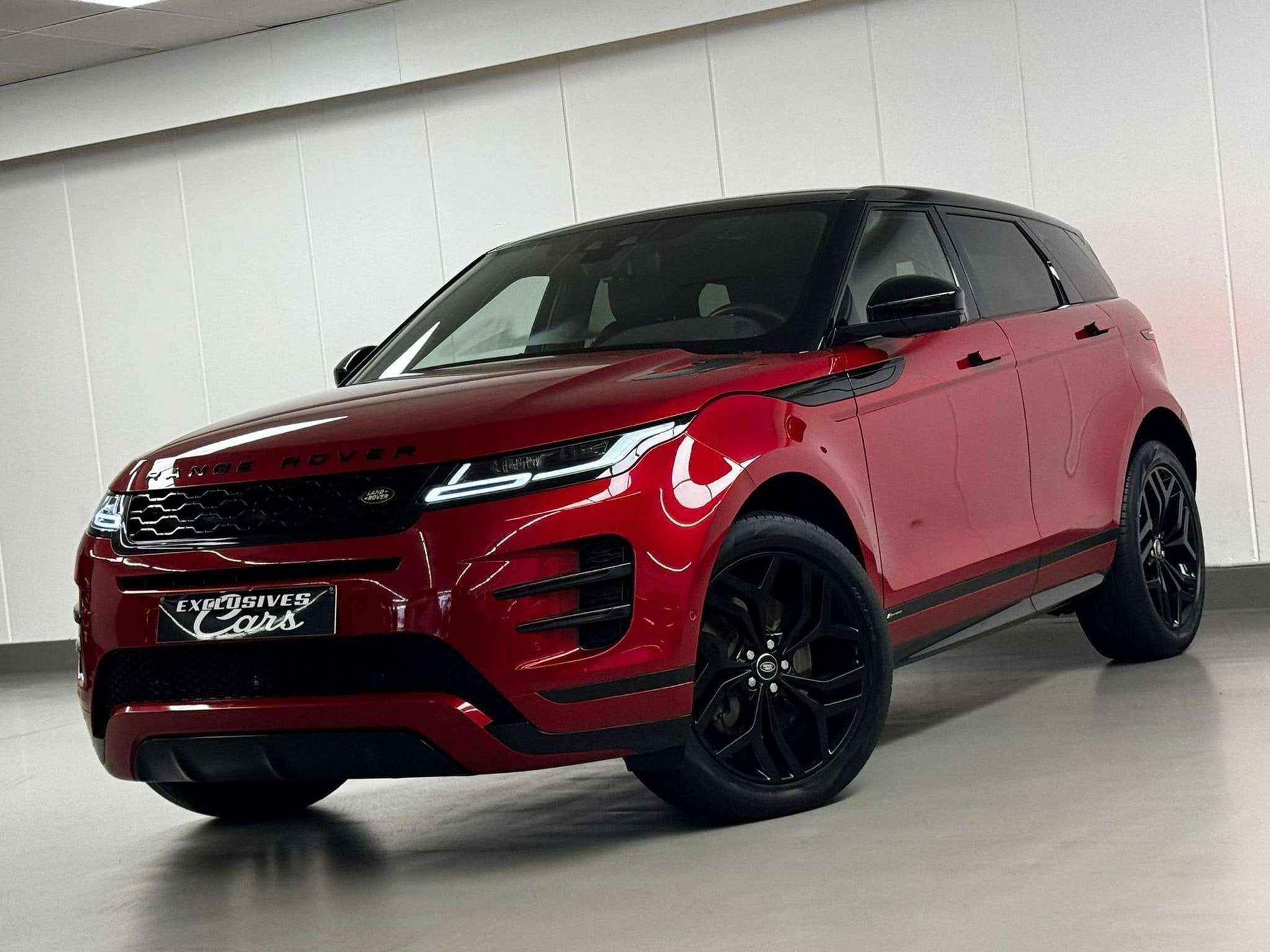 Land Rover Range Rover Evoque D180 4WD R-DYNAMIC AUTO PANO M, Automaat, 4 cilinders, Bedrijf, 5 zetels