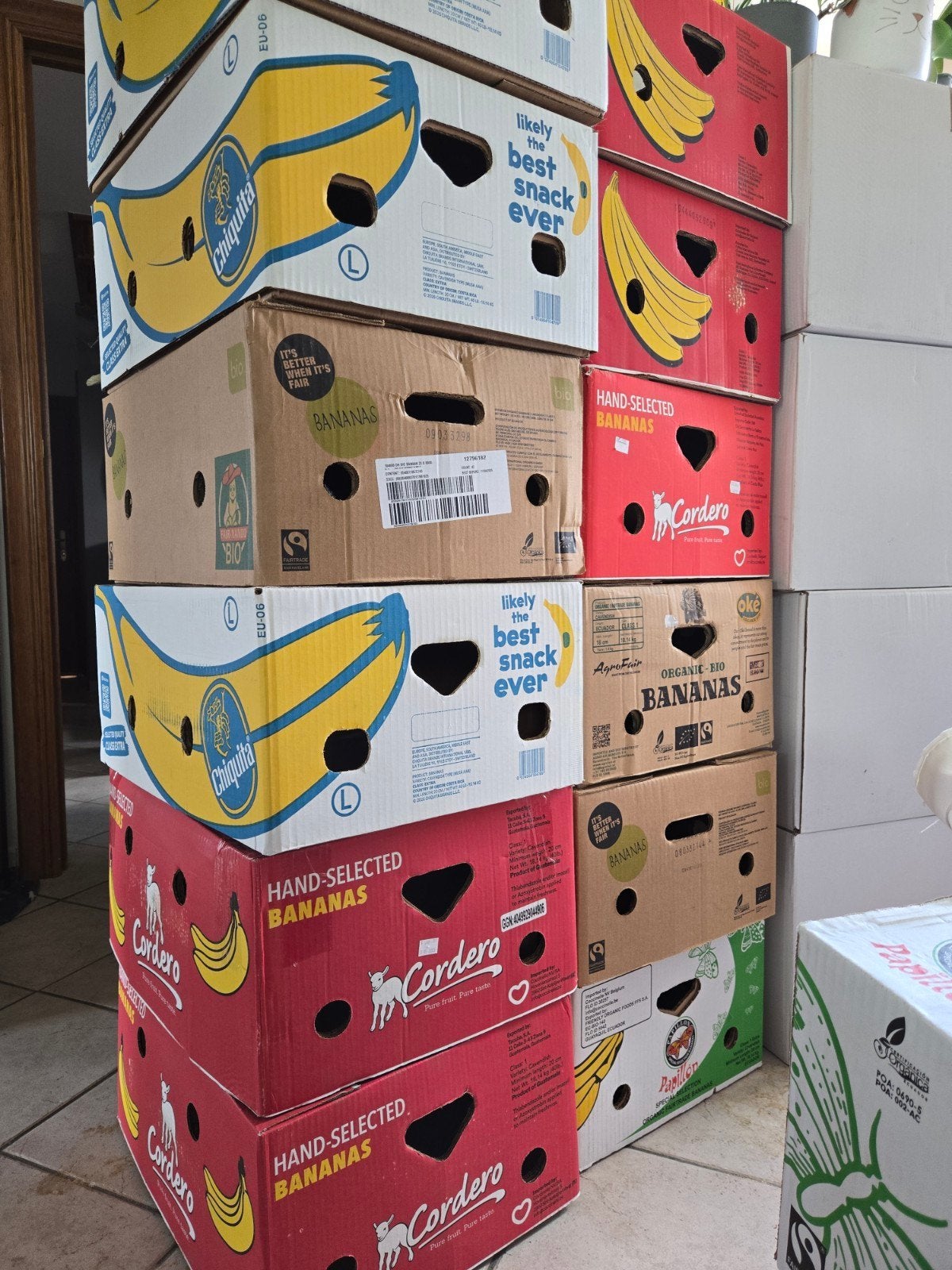 Lot de 12 caisses banane a donner, Bricolage & Construction, Enlèvement