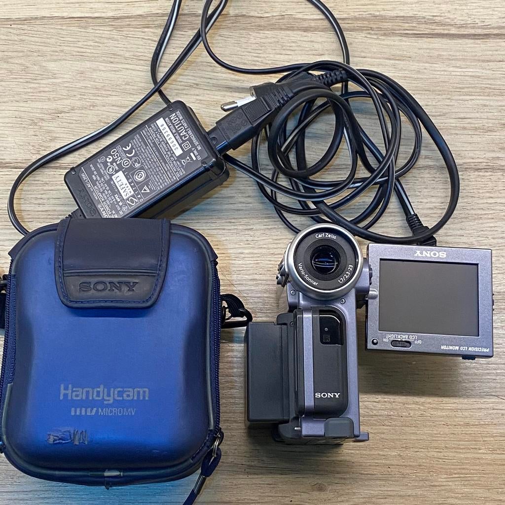 Sony Micro MV, DCR-IP5E *parfait état, TV, Hi-fi & Vidéo, Caméscopes analogiques, Caméra, Autres types, Enlèvement ou Envoi