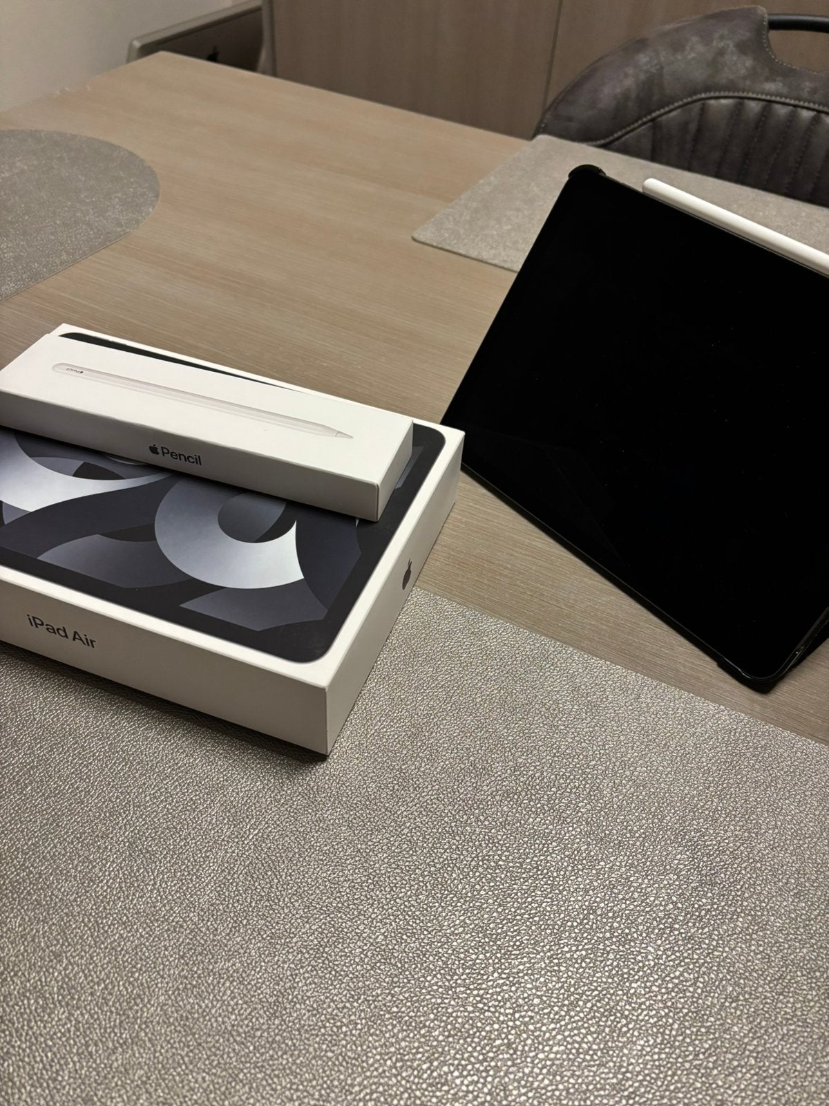 iPad Air 5 2024, Computers en Software, Apple iPads, Verzenden, Zo goed als nieuw