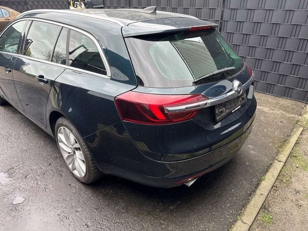 BUMPER ACHTER Opel Insignia Sports Tourer (01-2008/03-2017), Gebruikt, Opel, Opel Automobile GmbH, Achter
