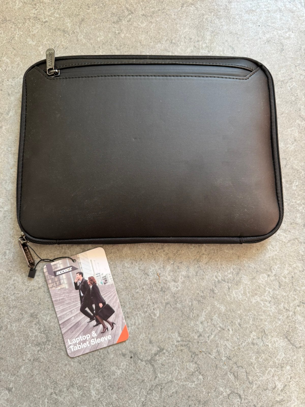 Nieuwe sleeve 11inch, Computers en Software, Laptophoezen, Ophalen of Verzenden, Zo goed als nieuw