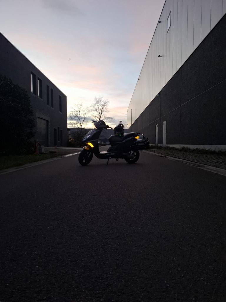 Keeway fact 50 loopt niet  ruilen kan ook !! Stuur privé, Ophalen of Verzenden