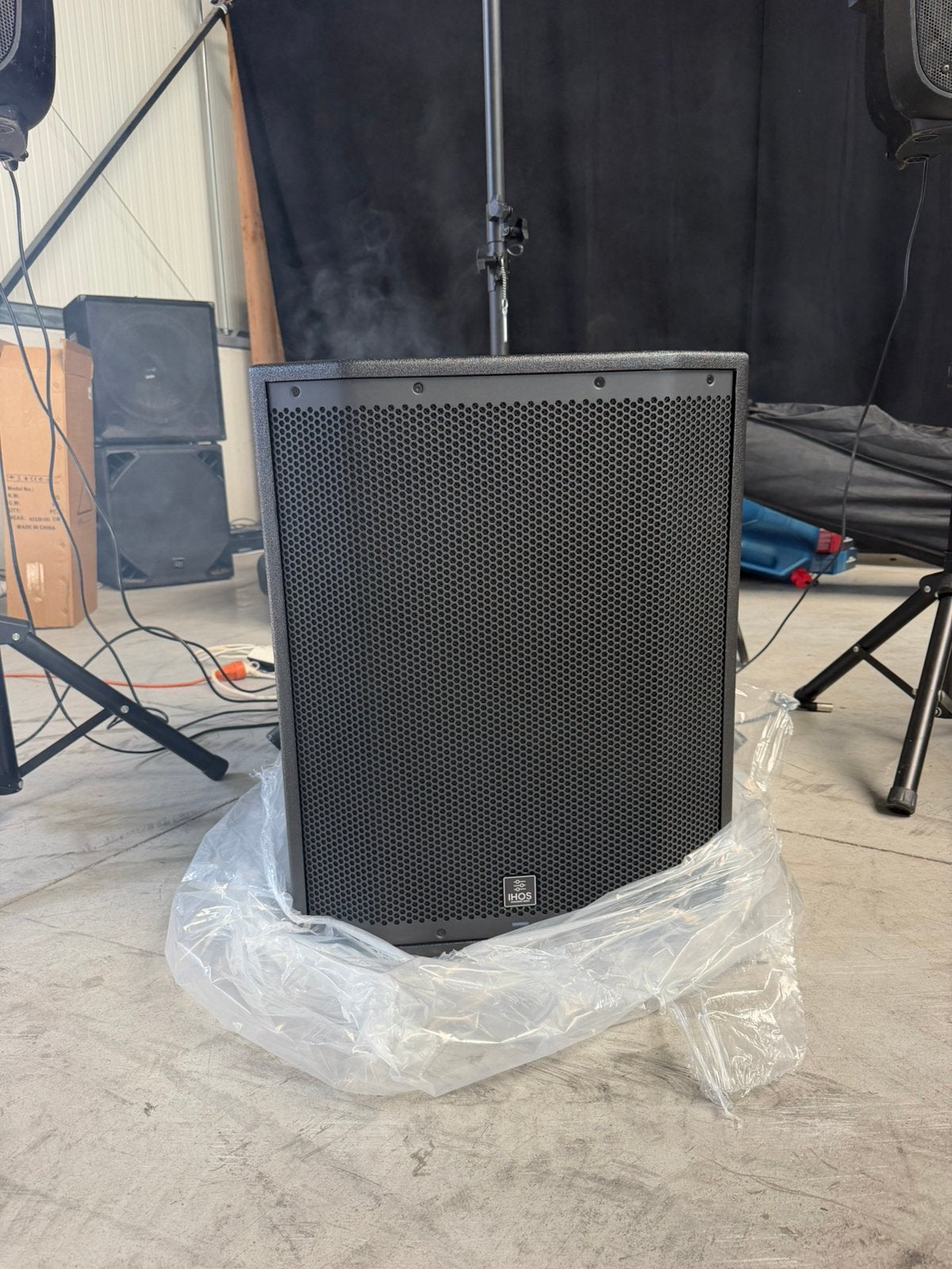 IHOS Naxos 18A | Actieve 18 inch subwoofer plywood | NIEUW, TV, Hi-fi & Vidéo, Appareils professionnels, Enlèvement, Neuf