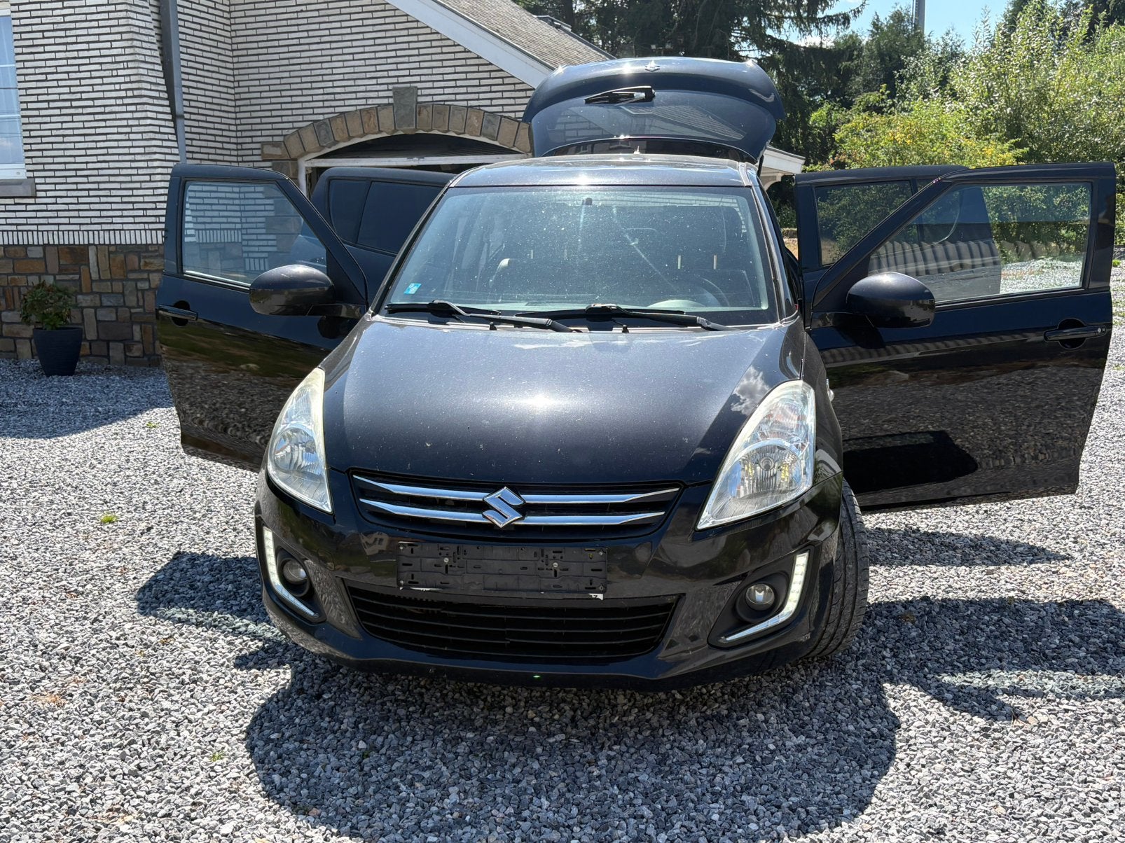 Suzuki SWIFT klaar voor registratie 2016, Auto's, Euro 5, Zwart, 5 deurs, Particulier
