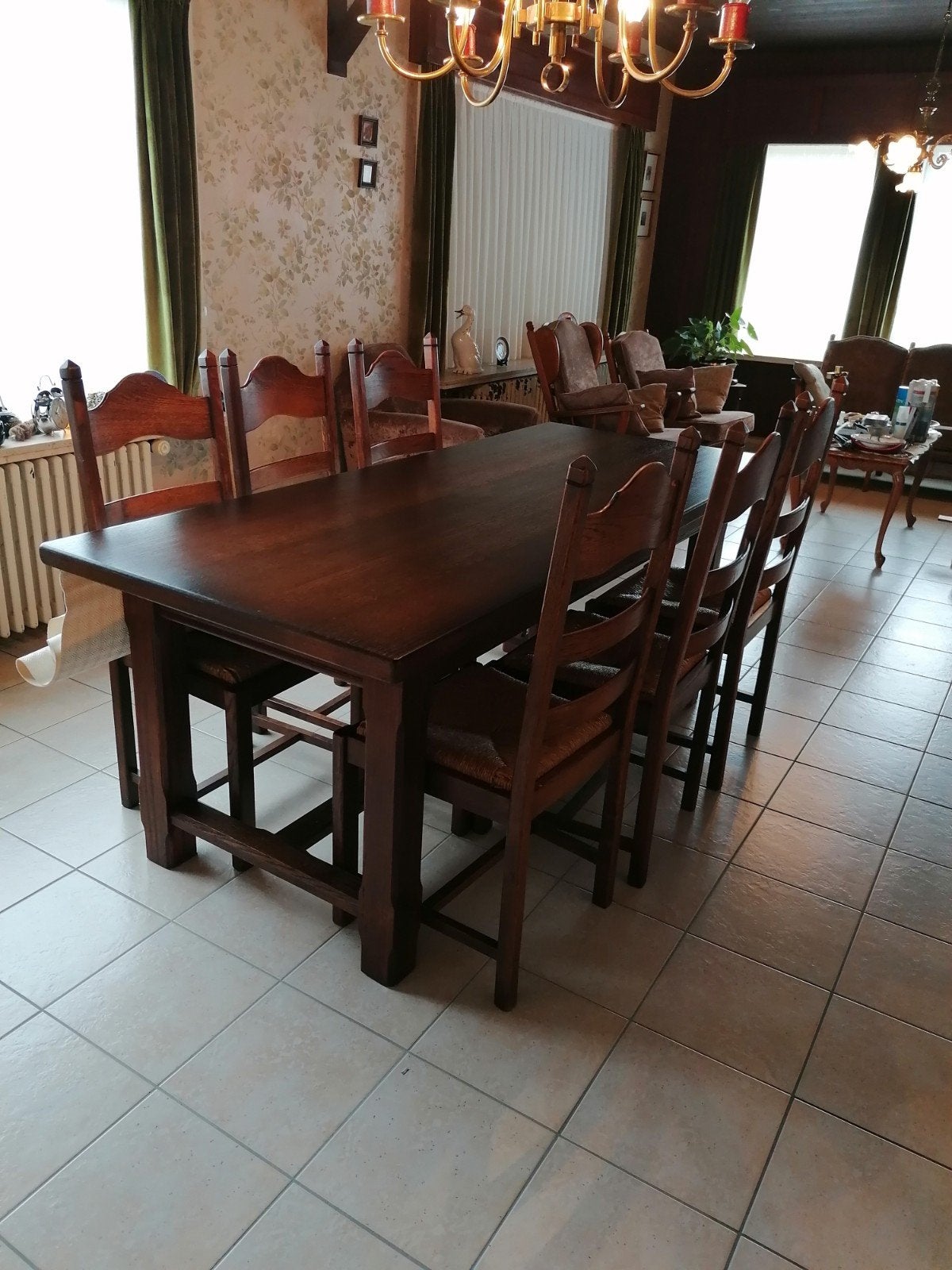 Eetkamertafel met 6 stoelen, Ophalen