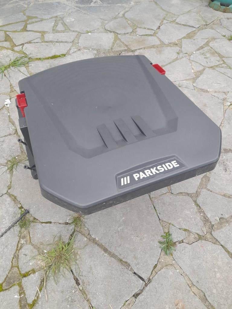 Garage pour robot tondeuse, Enlèvement