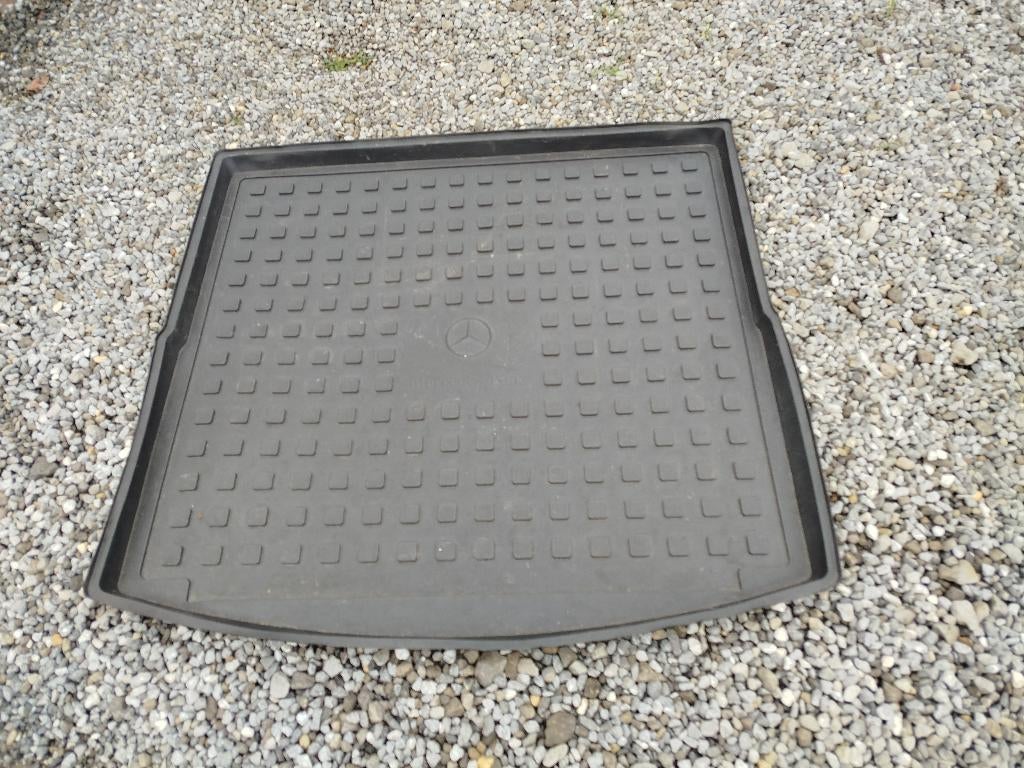 tapis de coffre Mercedes, Ophalen, Zo goed als nieuw