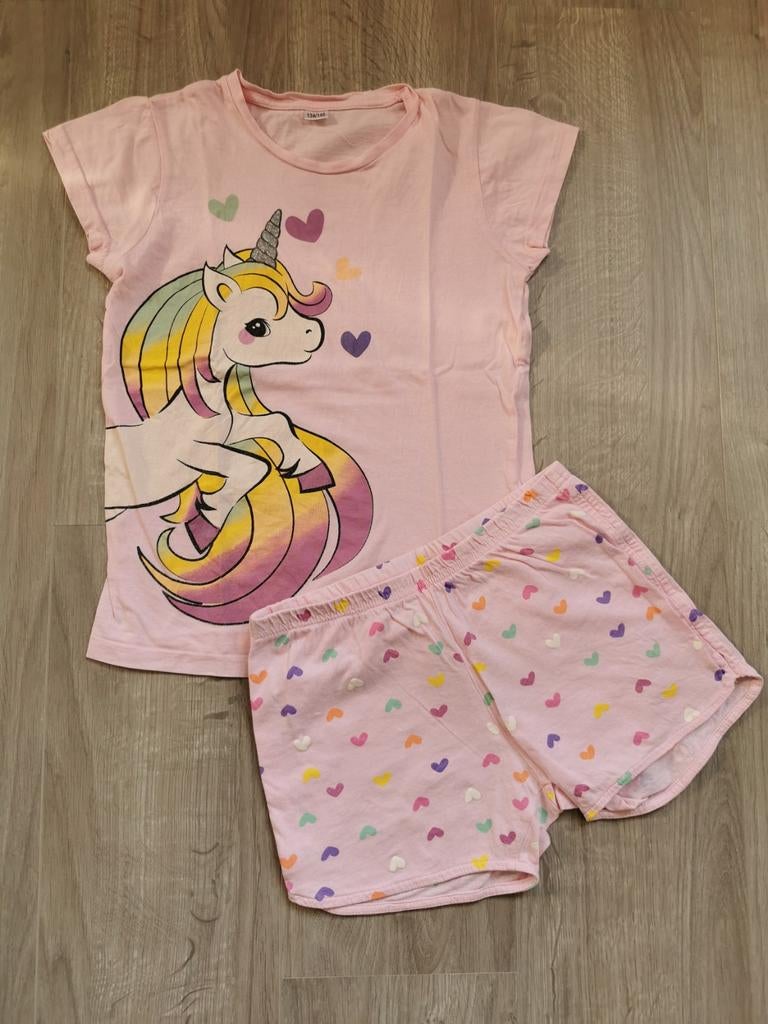 Shortama eenhoorn - maat 134/140, Kinderen en Baby's, Kinderkleding | Maat 134, Ophalen of Verzenden, Gebruikt, Meisje, Nacht- of Onderkleding