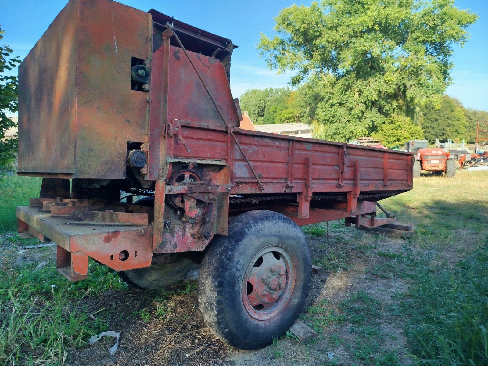 Epandeur à compost., Enlèvement