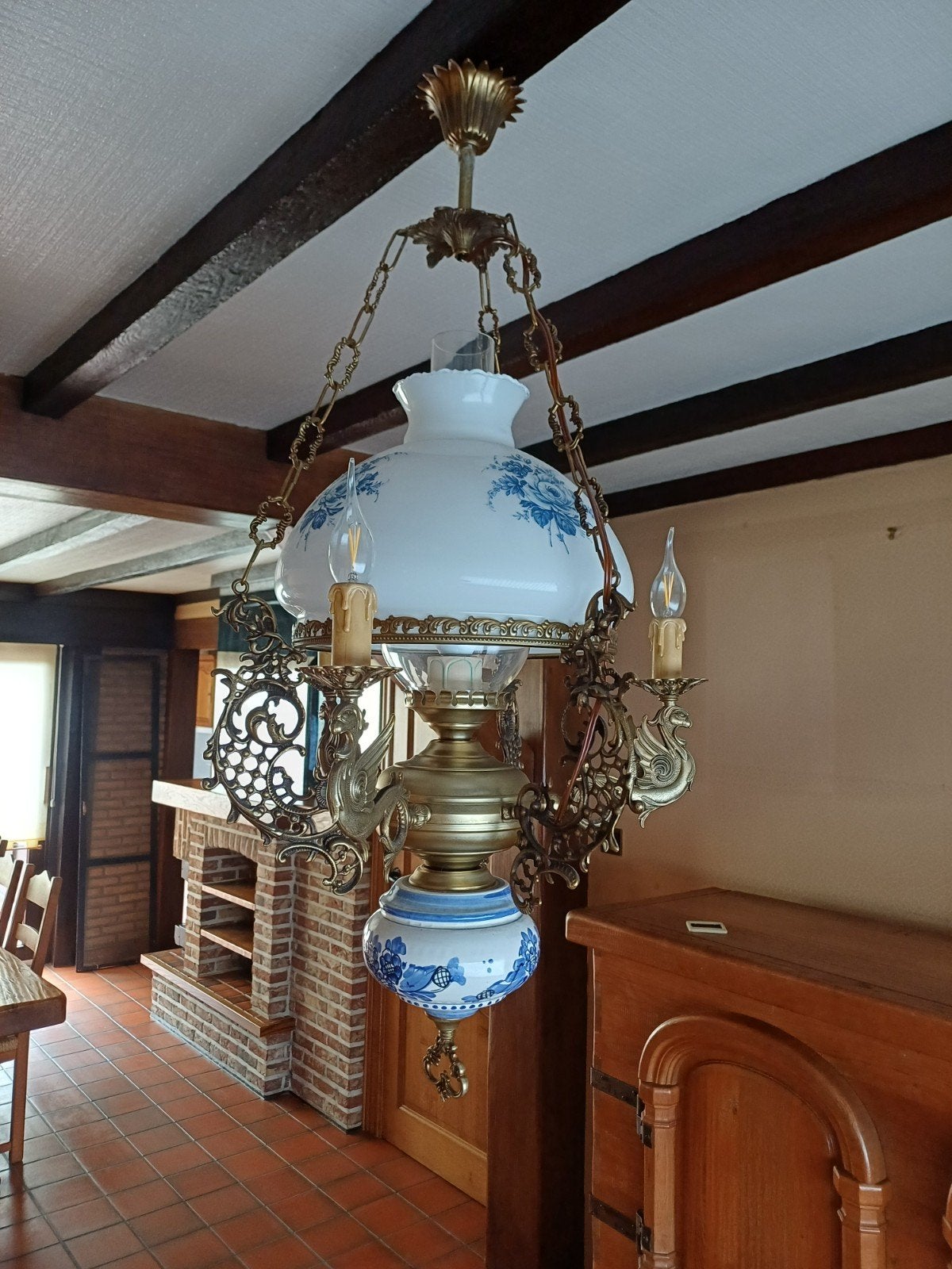 antieke olielamp/luster met blauw wit porseleinen reservoir, Ophalen