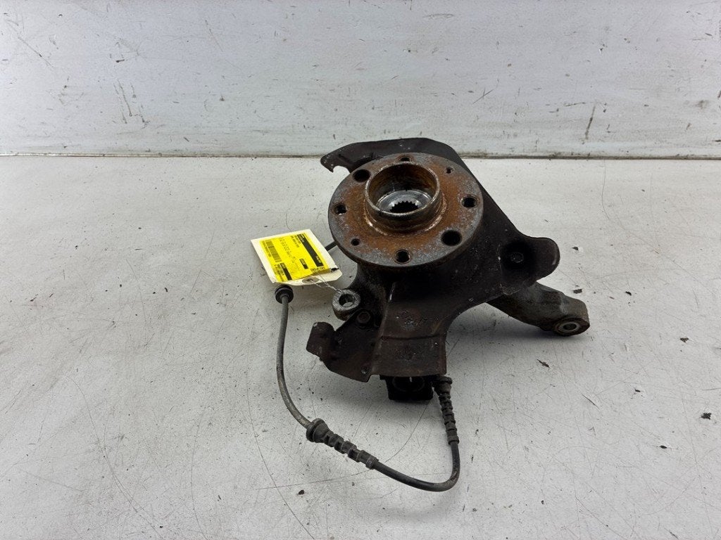 FUSEE LINKS VOOR Opel Adam (01-2012/12-2019) (|13388767|), Gebruikt, Opel, Opel Automobile GmbH, Kontakt-opel@opel.com