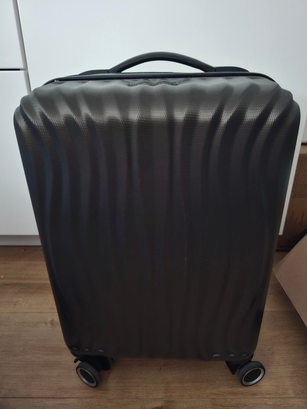 Valise Trolley Action, Enlèvement, Comme neuf, Plastique dur, Poignée extensible