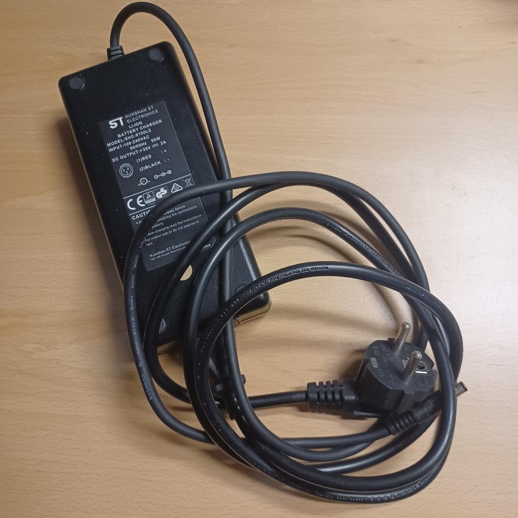 Chargeur de vélo électrique, Enlèvement, Comme neuf