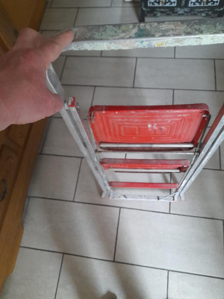 Trapladder 3 treden, Bricolage & Construction, Échelles & Escaliers, Utilisé, Escalier, Moins de 2 mètres, Pliable ou rétractable/escamotable