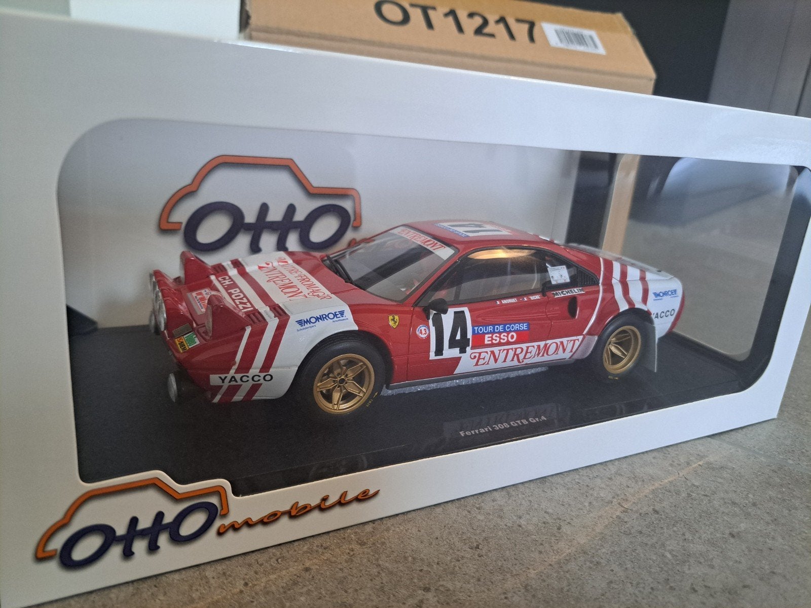 Ferrari 308 GTB GR.4 Rallye OTTOMOBILE OT1217 1/18 NEUVE, Enlèvement ou Envoi, Neuf, Voiture, OttOMobile