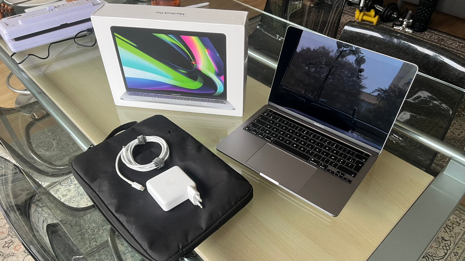 Macbook pro 13 pouces avec puce m2 (2022), Computers en Software, Ophalen, Gebruikt, 256 GB, 8 GB