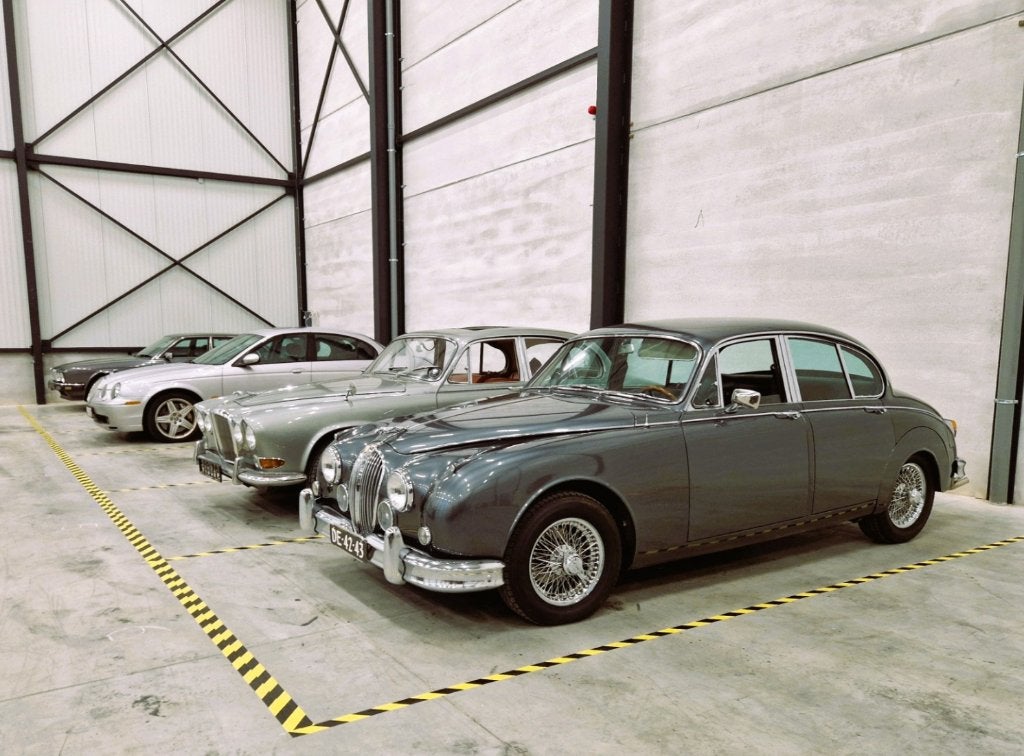 Auto staanplaats voor Old- en Youngtimers 2 maanden gratis, Immo, Province de Limbourg