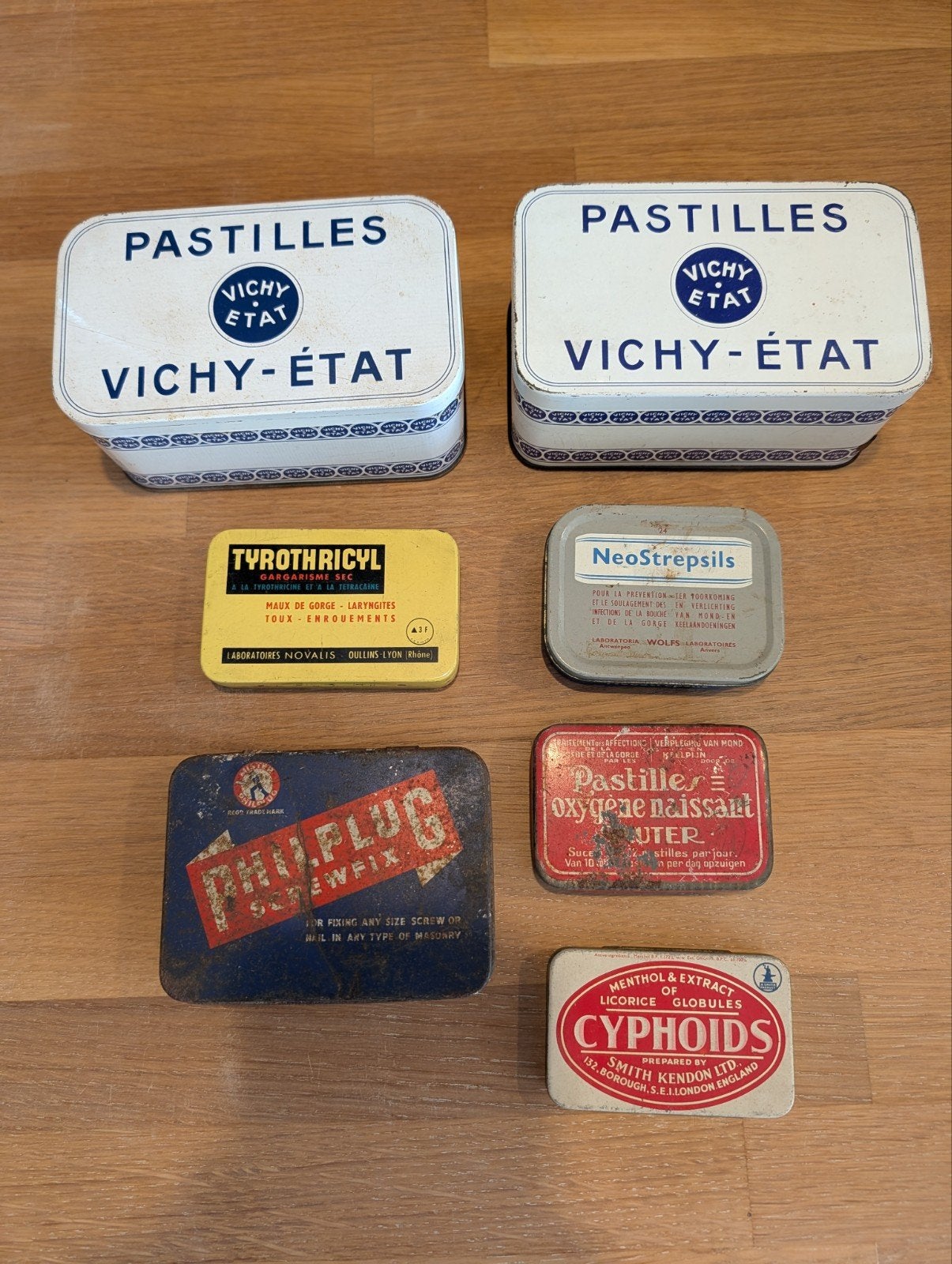 7 oude blikken doosjes, Ophalen