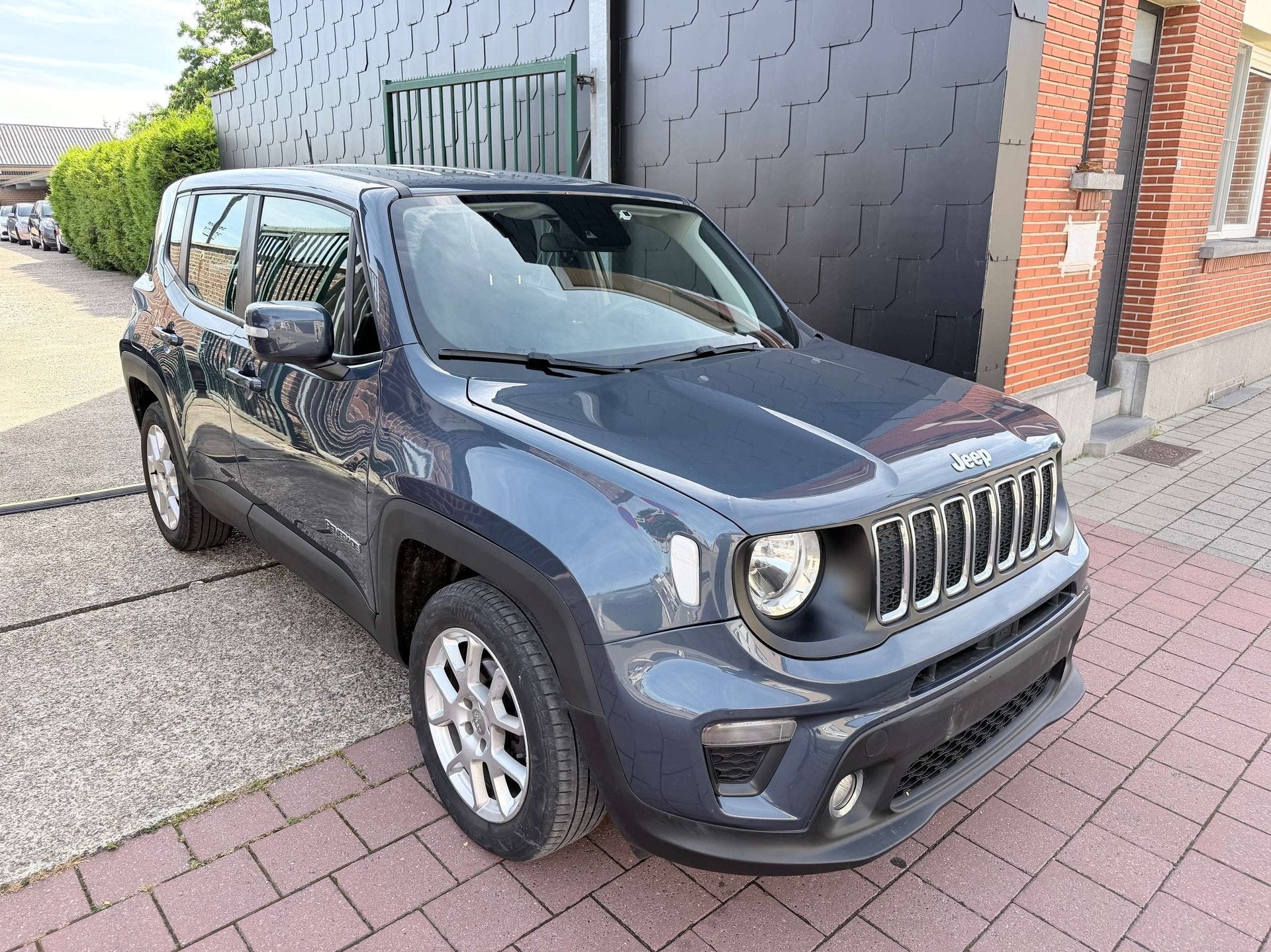 Jeep Renegade 1.0 I EDITION | AIRCO | CRUISE | CARPLAY, Autos, Jeep, Achat, Euro 6, Entreprise, Noir