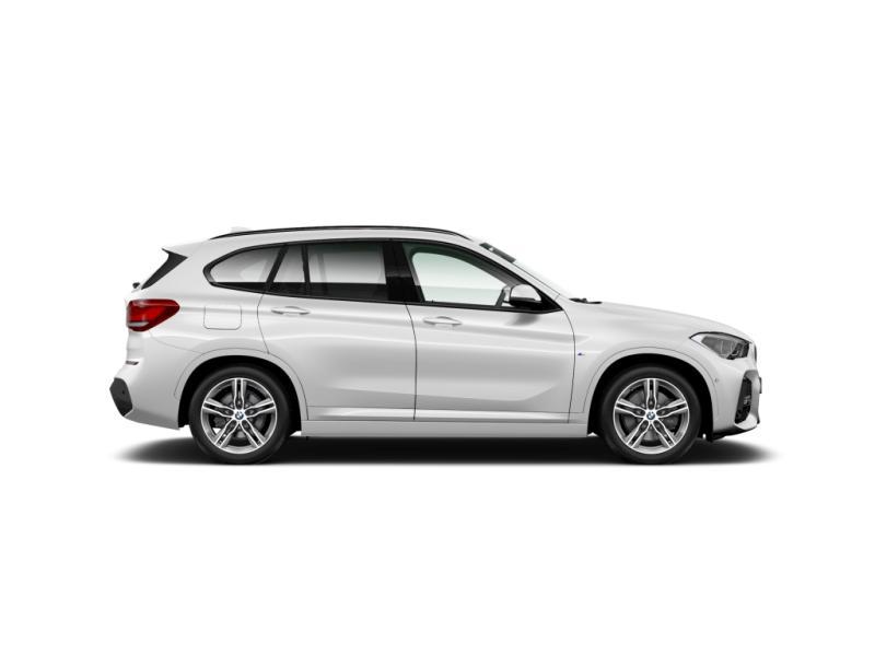 BMW Serie X X1 sDrive18i/M-Sport, Auto's, BMW, Wit, Bedrijf, Parkeersensor, 5 deurs