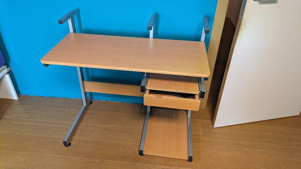 computertafel, Huis en Inrichting, Ophalen, Demontabel, Gebruikt, Hout