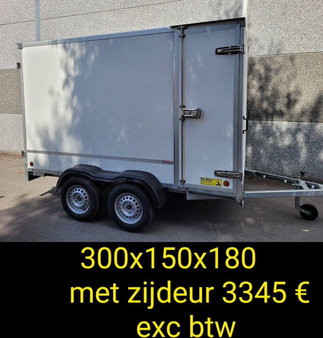 Gesloten aanhangwagen, Ophalen