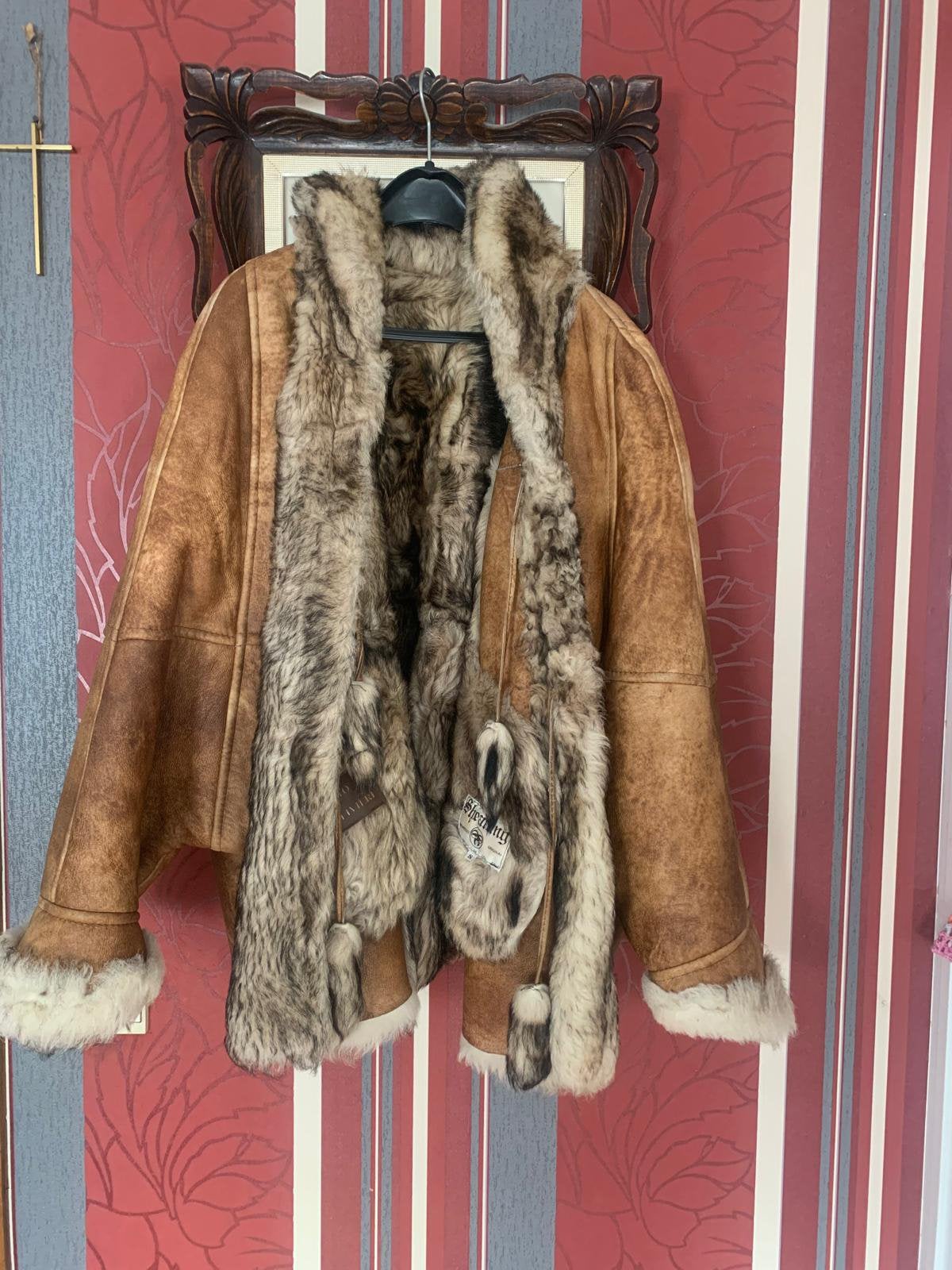 Manteau en mouton retourné Umberto Olivieri taille S, Enlèvement ou Envoi, Comme neuf, Noir