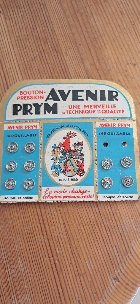 Drukknoopjes aannaaidrukknoopjes, Ophalen, Nieuw, Knoop of Knopen