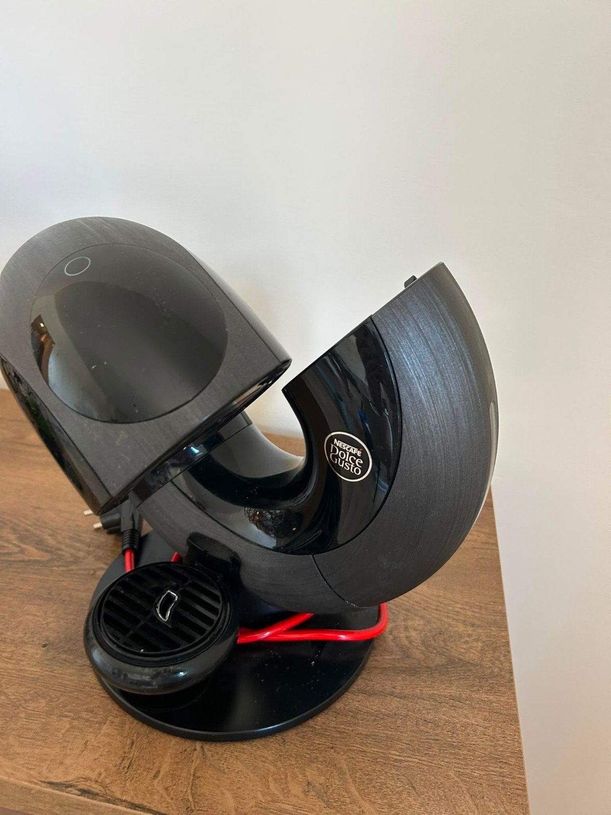 Dolce gusto eclipse met cuphouder., Ophalen