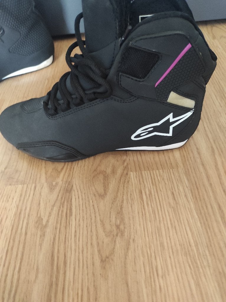 dames motorschoenen, Motoren, Overige typen, Ophalen of Verzenden, Nieuw zonder kaartje, Alpinestar