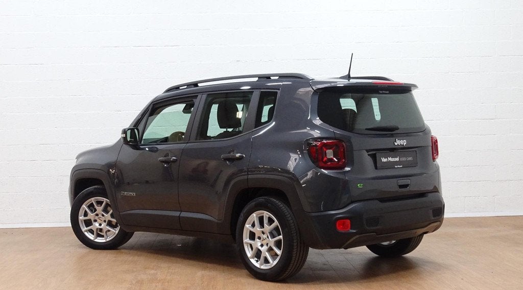 Jeep Renegade 1.5 Turbo T4 130 4x2 MHEV DCT7 Limited, Autos, 1450 kg, Argent ou Gris, https://public.car-pass.be/vhr/84a5a00d-1260-48b4-a5cb-a69fc964d9e9