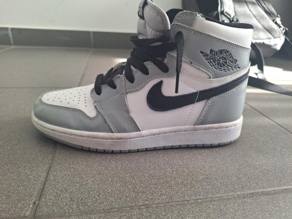 Nike Air Jordan 1 gris fumé mi-clair, Enlèvement ou Envoi, Blanc