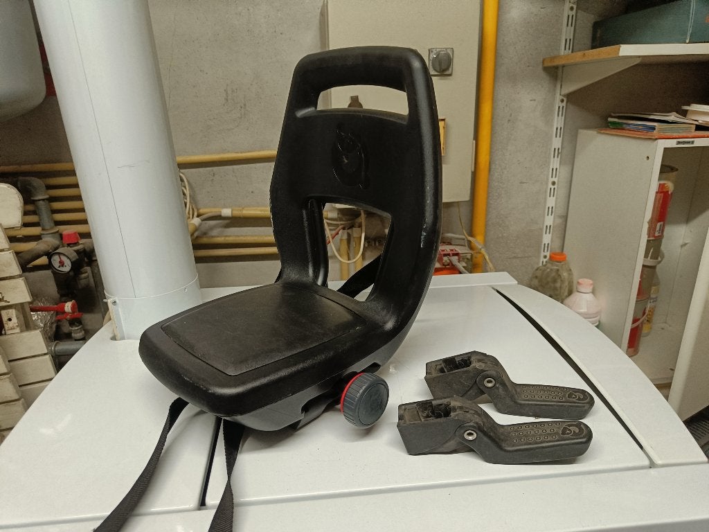 Siège vélo enfant avec repose pieds, Enlèvement, Utilisé, 15 à 25 kg, Siège arrière
