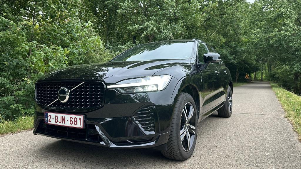VOLVO XC60 Recharge R-Design T6 AWD plug-in hybrid, Auto's, Volvo, Particulier, XC60, 4x4, ABS, Adaptieve lichten, Adaptive Cruise Control