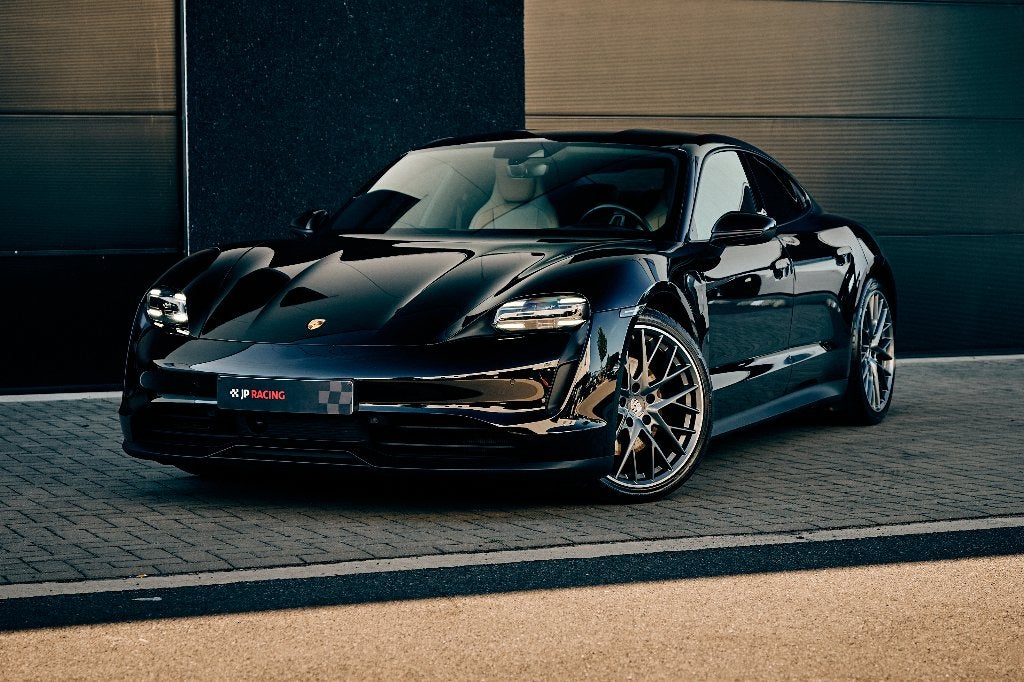 Porsche Taycan 2021 50d km  Btw aftrekbaar, Auto's, Porsche, Automaat, Zwart, Leder, Te koop