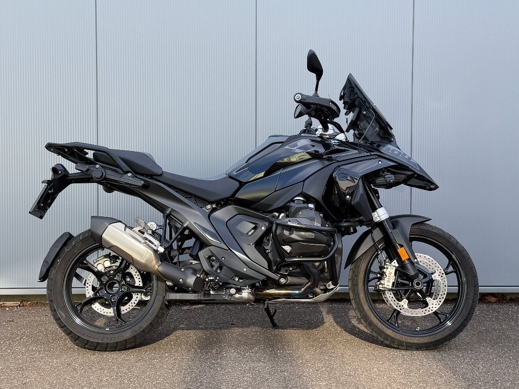 BMW R 1300 GS Triple Black Touring-, Dynamic-,Innovatie Pack, Motoren, Handvatverwarming, 2 cilinders, Motorrijbewijs A, Bedrijf