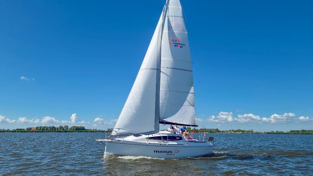 Kajuitzeilboot Maxus Evo 24 te koop: direct beschikbaar, Enlèvement, Neuf, Polyester