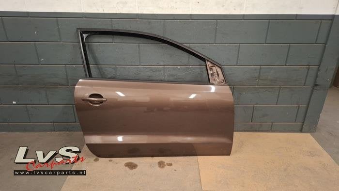 Portière 2portes droite d'un Volkswagen Polo (LH8Z), Volkswagen, -, 3 mois de garantie, Utilisé