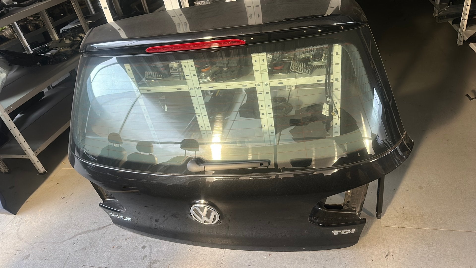 Couvercle de coffre Golf 6 NEUF, Autos : Pièces & Accessoires, Enlèvement