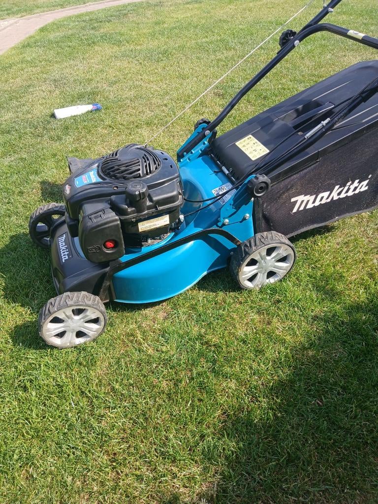 Grasmaaier makita geen zelftrekker, Ophalen, Opvangbak