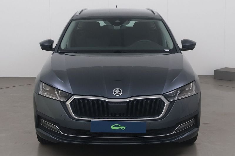 Skoda Octavia Combi TSI style 110, Autos, https://public.car-pass.be/vhr/64f8aacb-58bf-4c40-afd2-9846e8728a25, Argent ou Gris