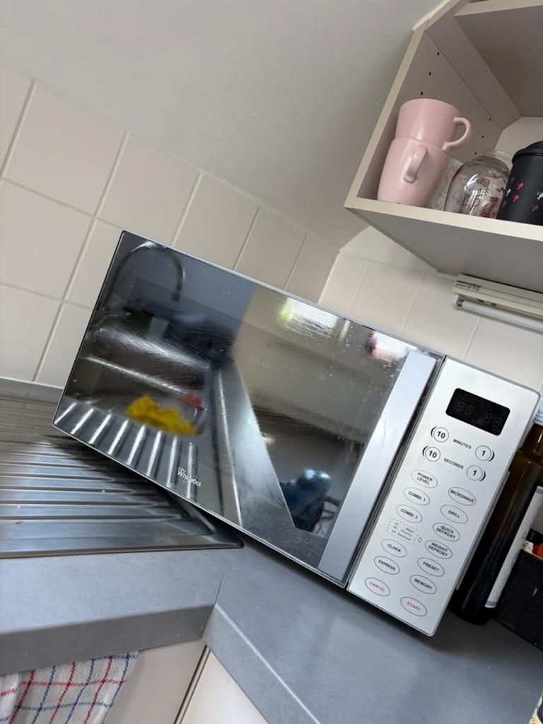 Microgolf van Whirlpool, Elektronische apparatuur, Ophalen, Gebruikt, Microgolfoven, Draaiplateau