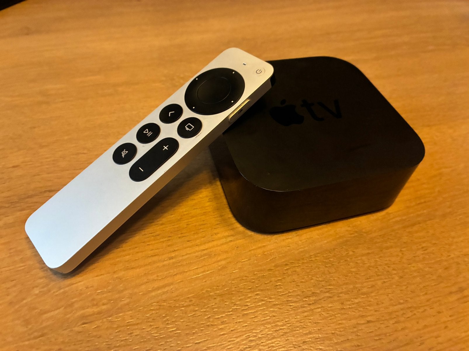 Apple TV 4e generatie (A1625) 32GB – Perfect werkend, Audio, Tv en Foto, Ophalen, Gebruikt, HDMI