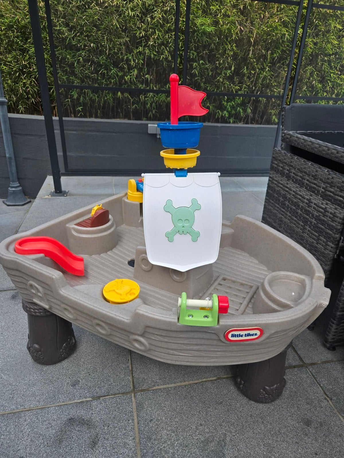 Bateau pirate Little Tikes - 2 ans et en bon état, Enlèvement, Comme neuf
