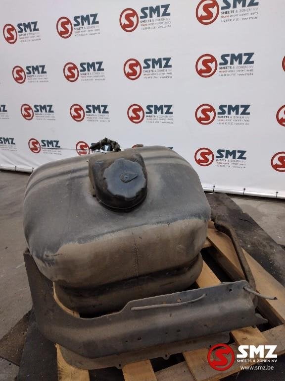 Occ réservoir de carburant 125L Mercedes Atego A97, Utilisé, Mercedes-Benz, Systèmes à carburant