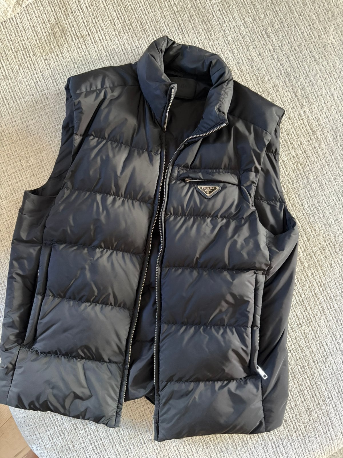 Prada bodywarmer, Vêtements | Hommes, Blousons sans Manches, Enlèvement ou Envoi, Comme neuf, Taille 48/50 (M)