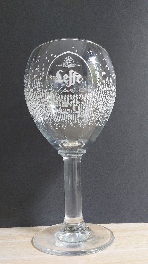 Glas Leffe limited edition Kerstmis, Verzamelen, Ophalen, Zo goed als nieuw, Bierglas