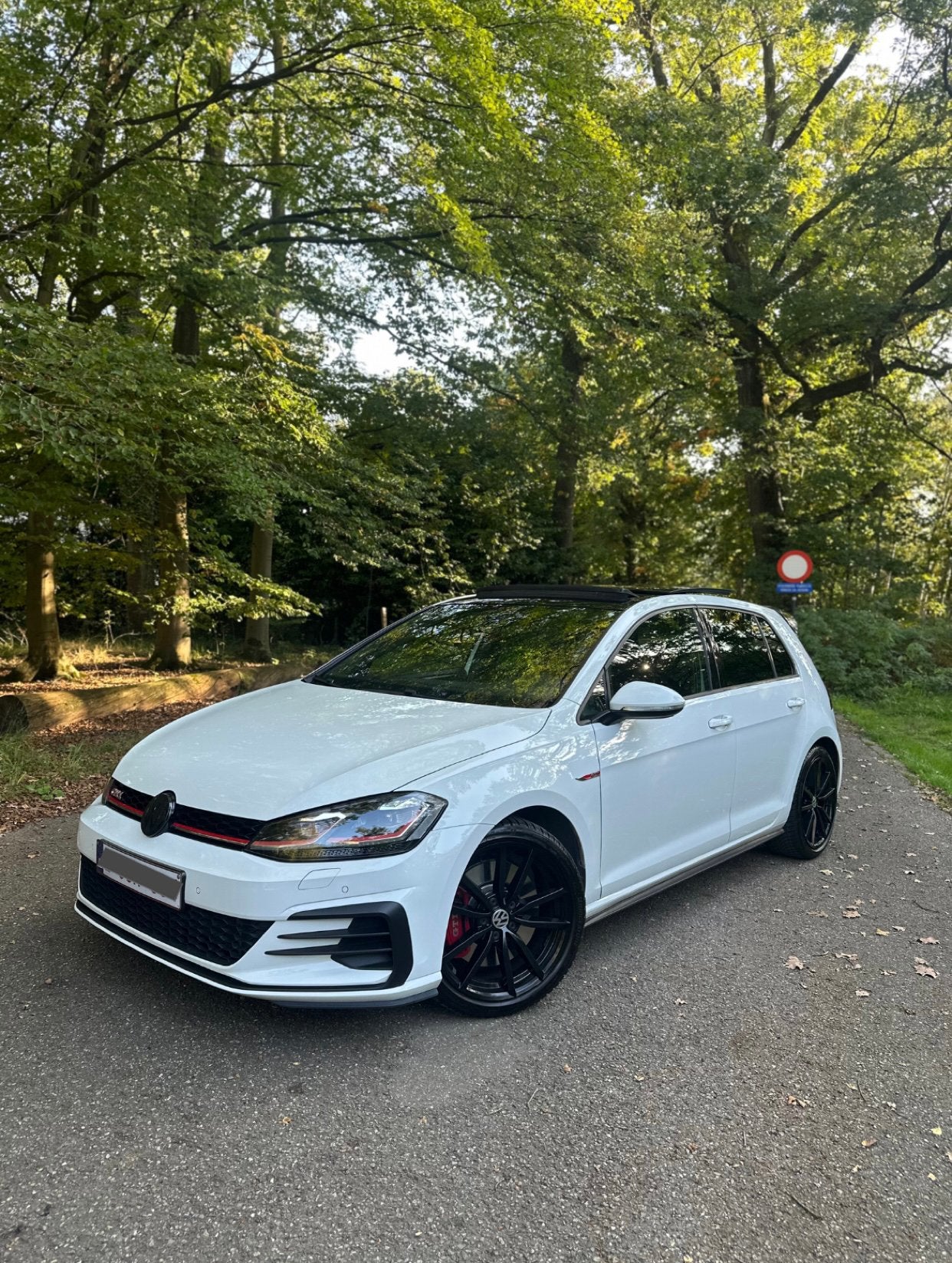 Volkswagen Golf GTI performance, Auto's, 1440 kg, 4 cilinders, 1984 cc, Wit