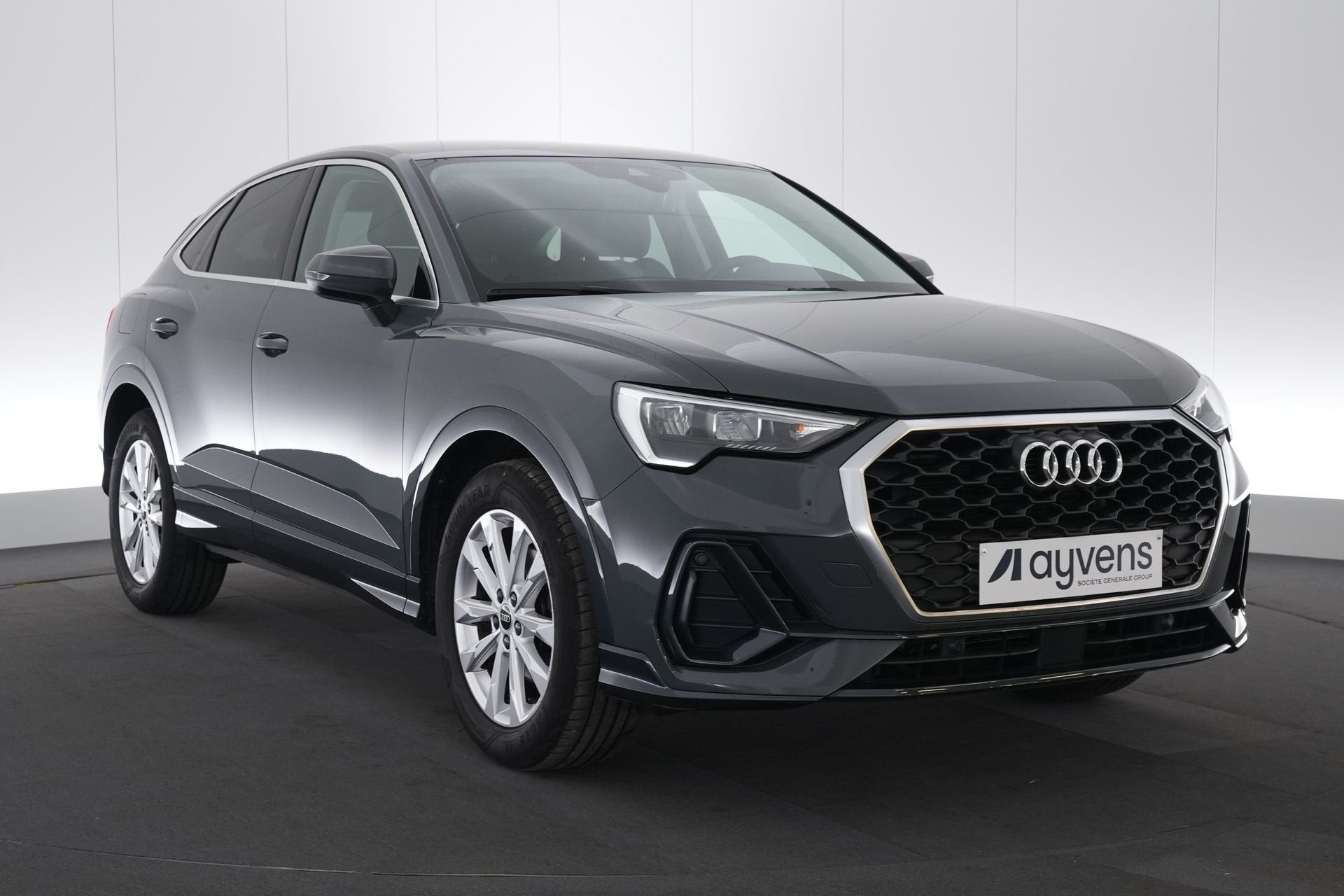 (2CBK453) AUDI Q3 SPORTBACK, Autos, Argent ou Gris, Achat, Entreprise, 5 portes